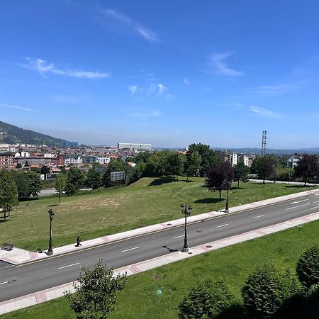 Acogedor Apartamento Con Vistas A La Catedral Y Parking Oviedo Eksteriør billede